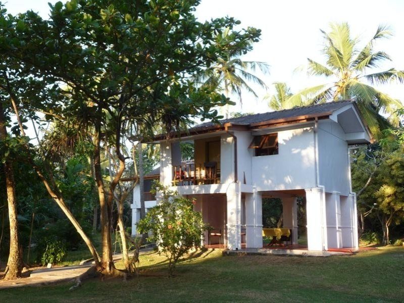 Palm Beach Inn & Sea Shells Cabanas Bentota Exterior photo